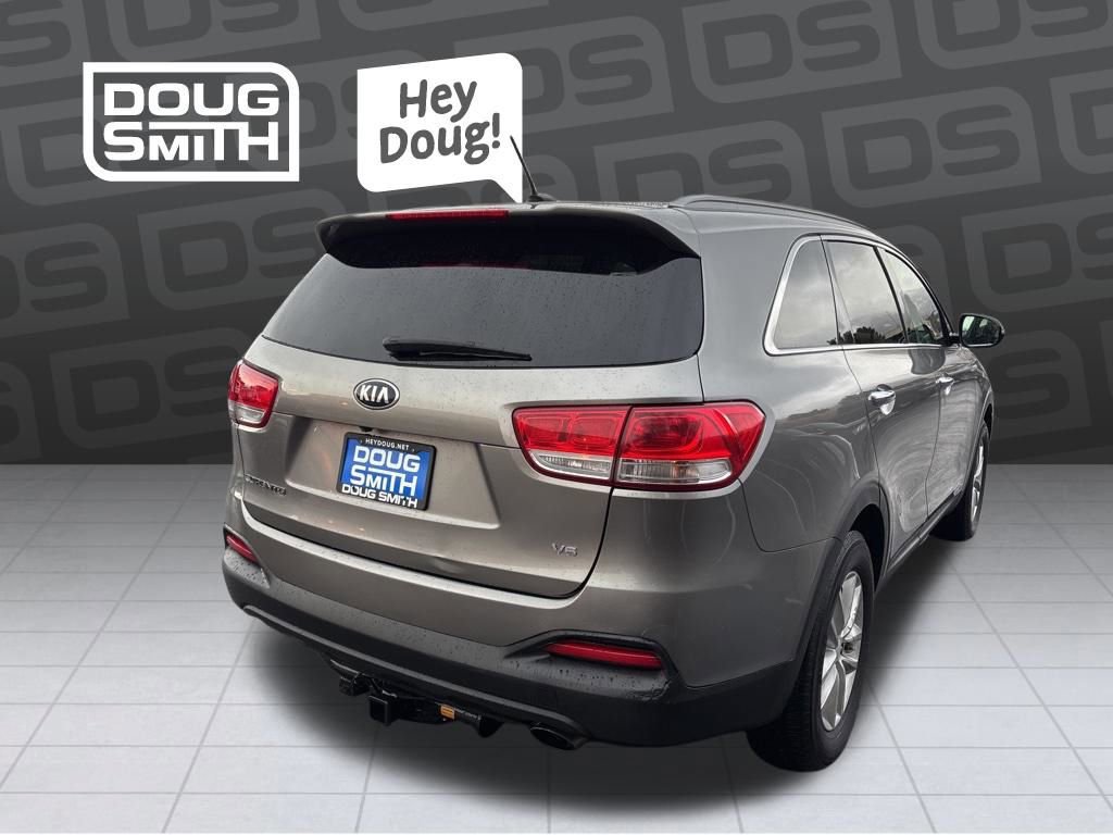 Used 2016 Kia Sorento LX image 5