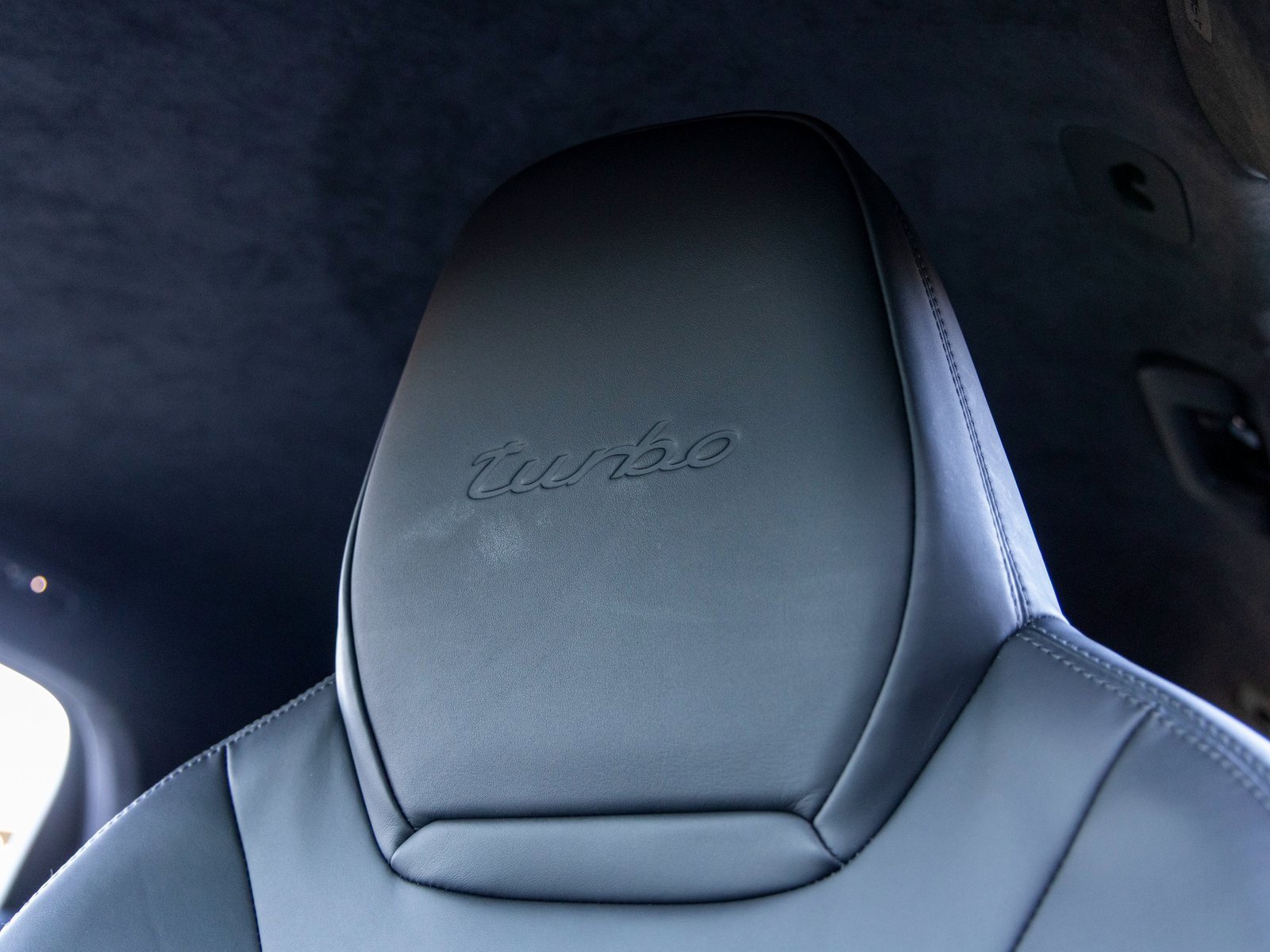 Certified 2020 Porsche Cayenne Turbo image 33