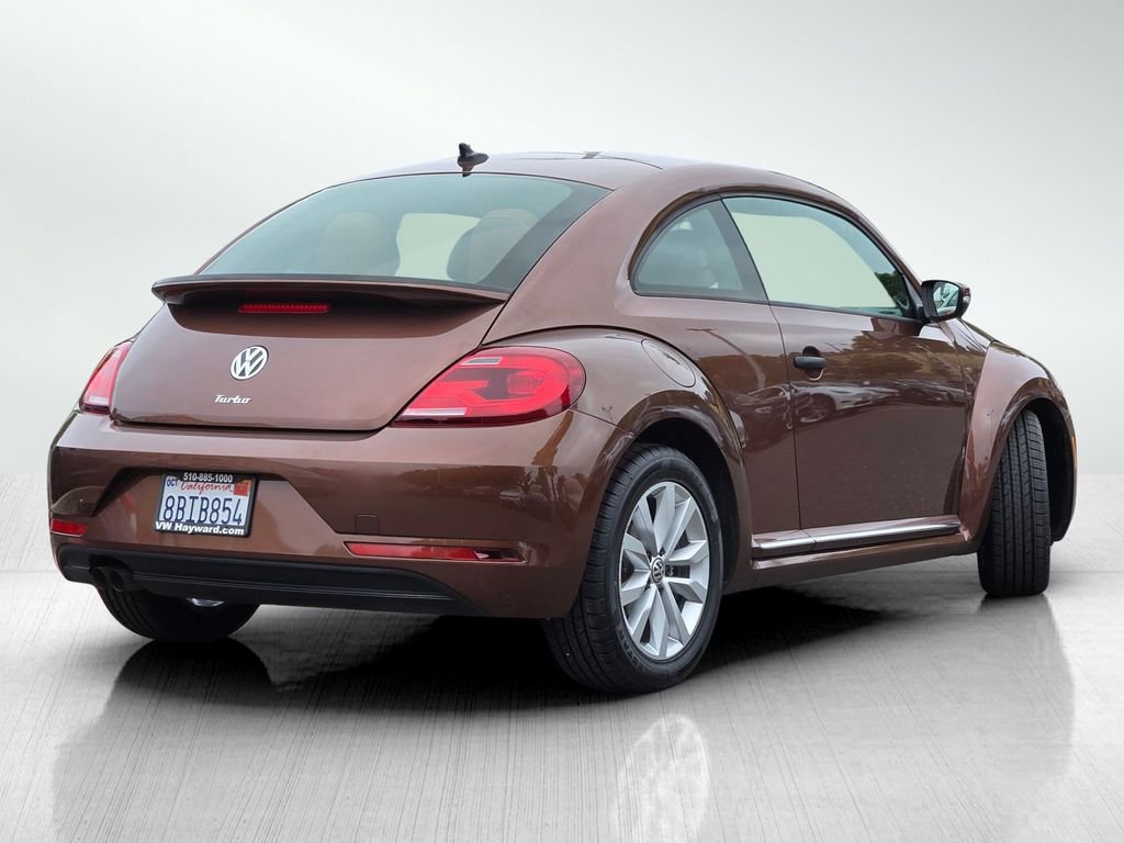 Used 2017 Volkswagen Beetle 1.8T Classic FWD image 5