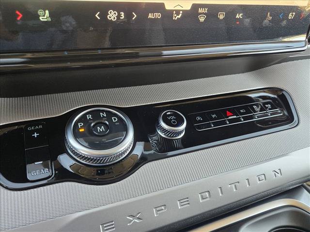 New 2026 Ford Expedition Active RWD image 14