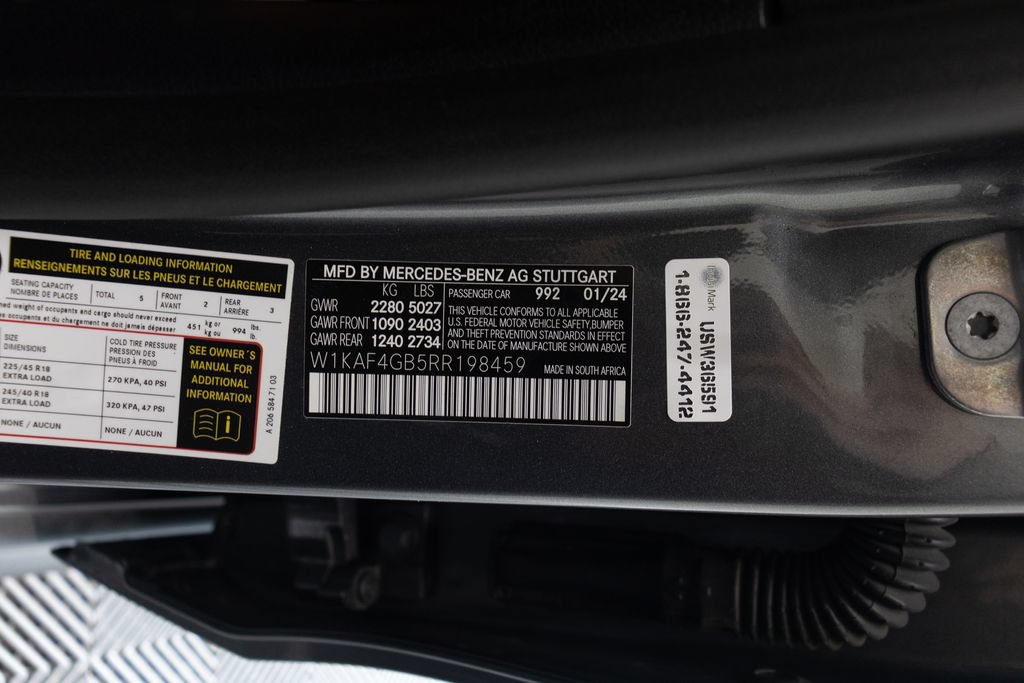 Used 2024 Mercedes-Benz C 300 Sedan image 38