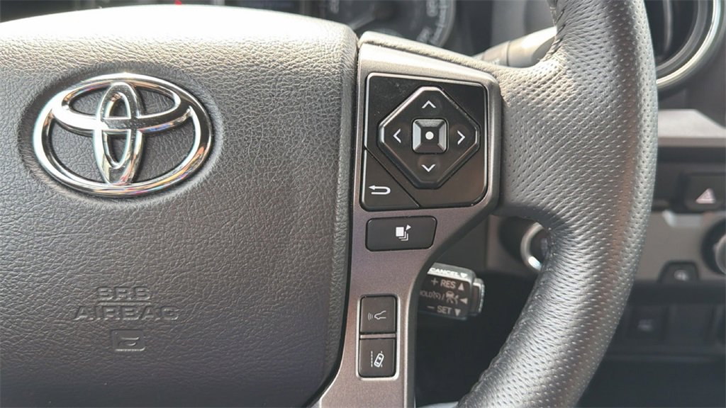 Certified 2023 Toyota Tacoma TRD Off-Road image 28