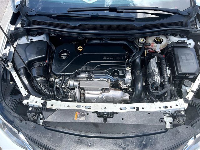 Used 2019 Chevrolet Cruze LS image 11