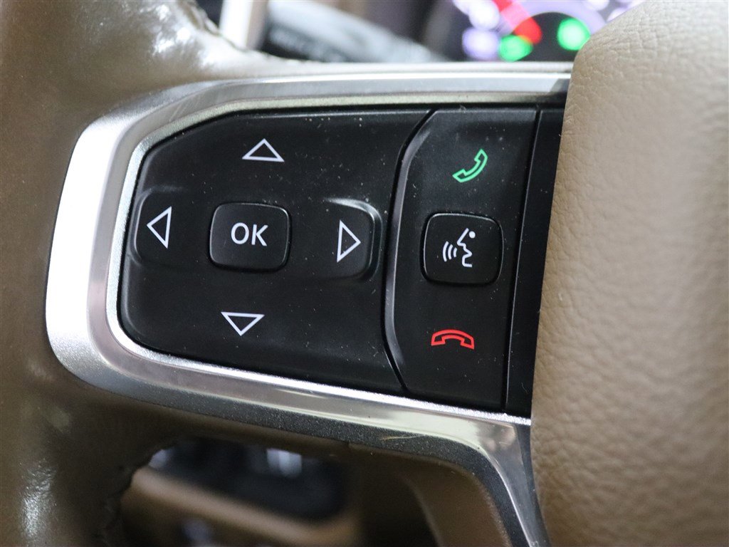 Used 2019 RAM 1500 Laramie AWD/4WD image 38