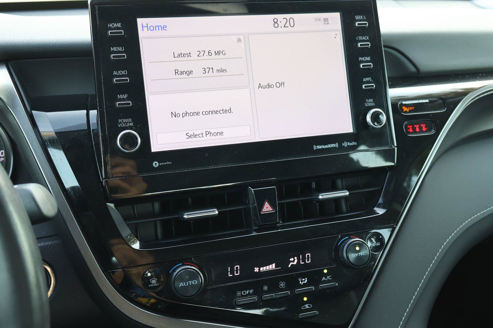 Used 2022 Toyota Camry XSE FWD image 23
