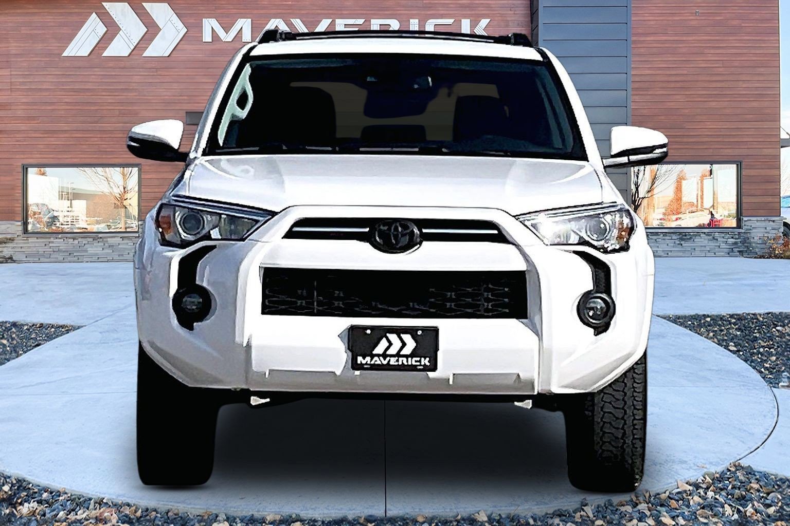 Used 2020 Toyota 4Runner SR5 Premium image 2