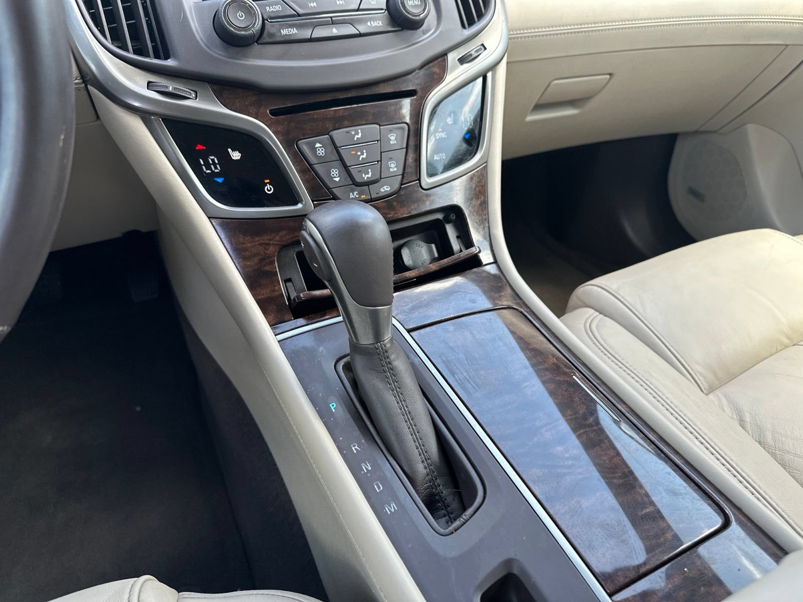 Used 2016 Buick LaCrosse Leather w/ Experience Buick Package FWD image 23
