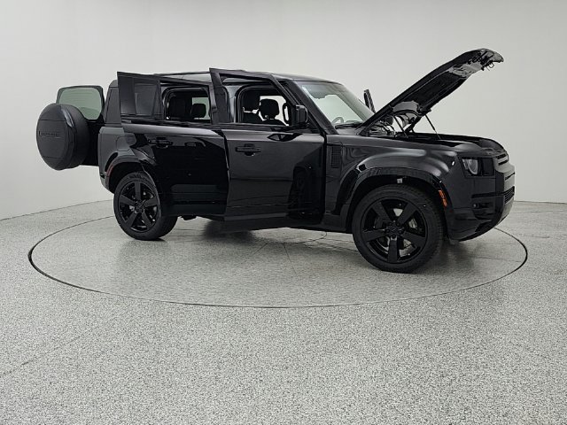 New 2026 Land Rover Defender 110 X-Dynamic SE AWD/4WD image 10
