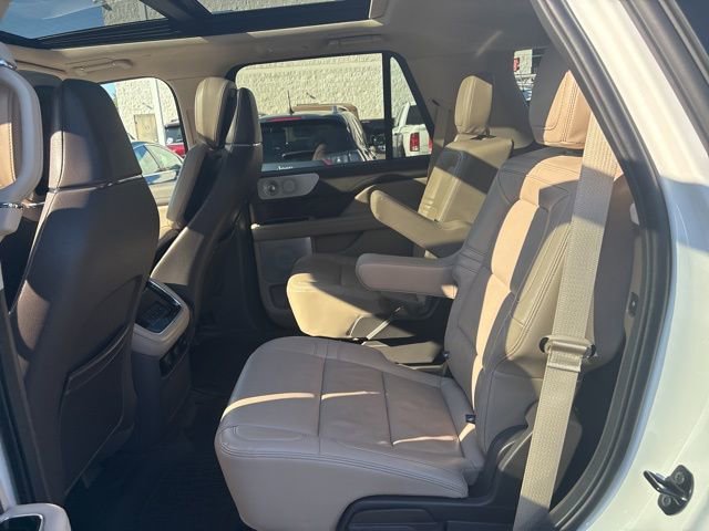 Certified 2024 Lincoln Navigator Reserve image 18
