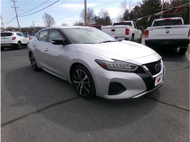 Used 2022 Nissan Maxima SV w/ Floor Mat Group FWD image 14