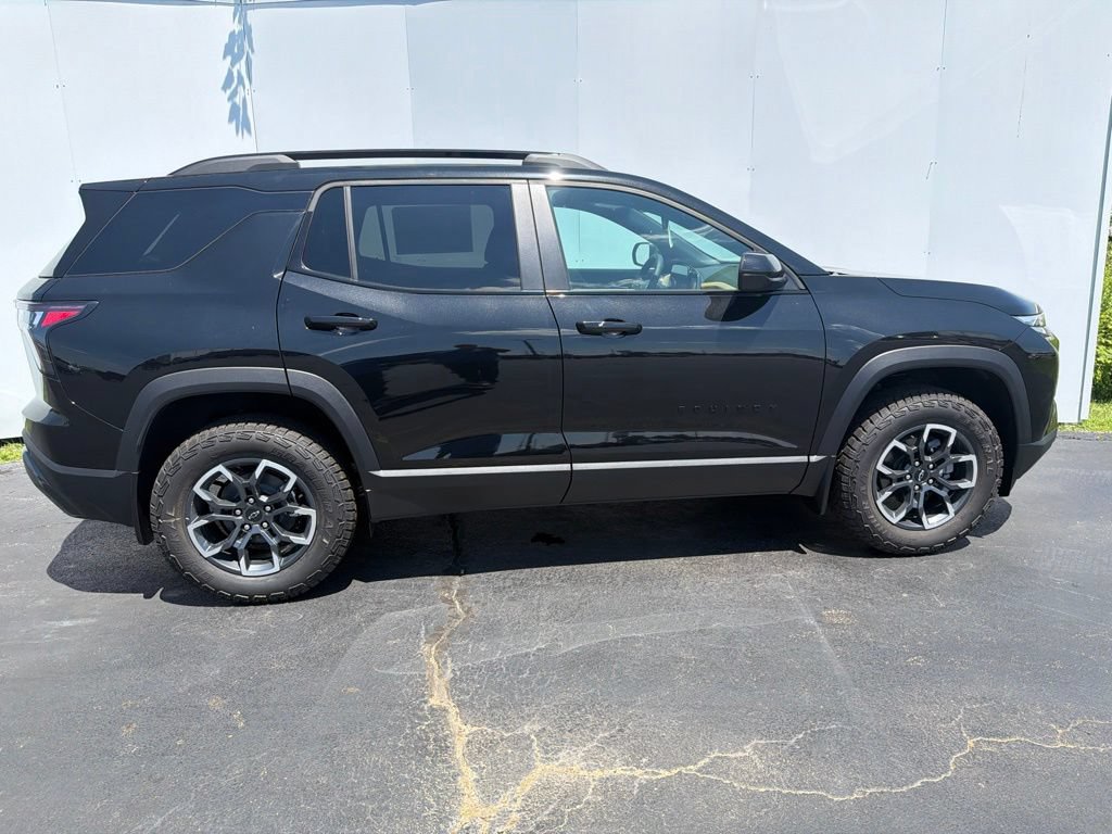 New 2027 Chevrolet Equinox ACTIV w/ LPO, Floor Liner Package FWD image 3