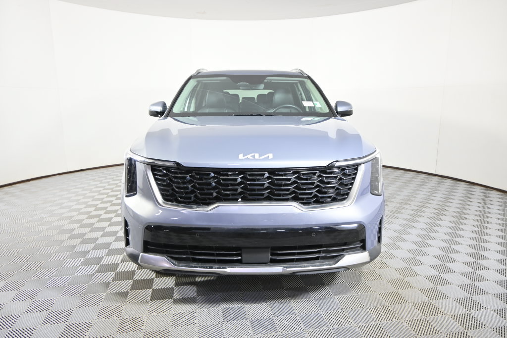 Used 2025 Kia Sorento S FWD image 10
