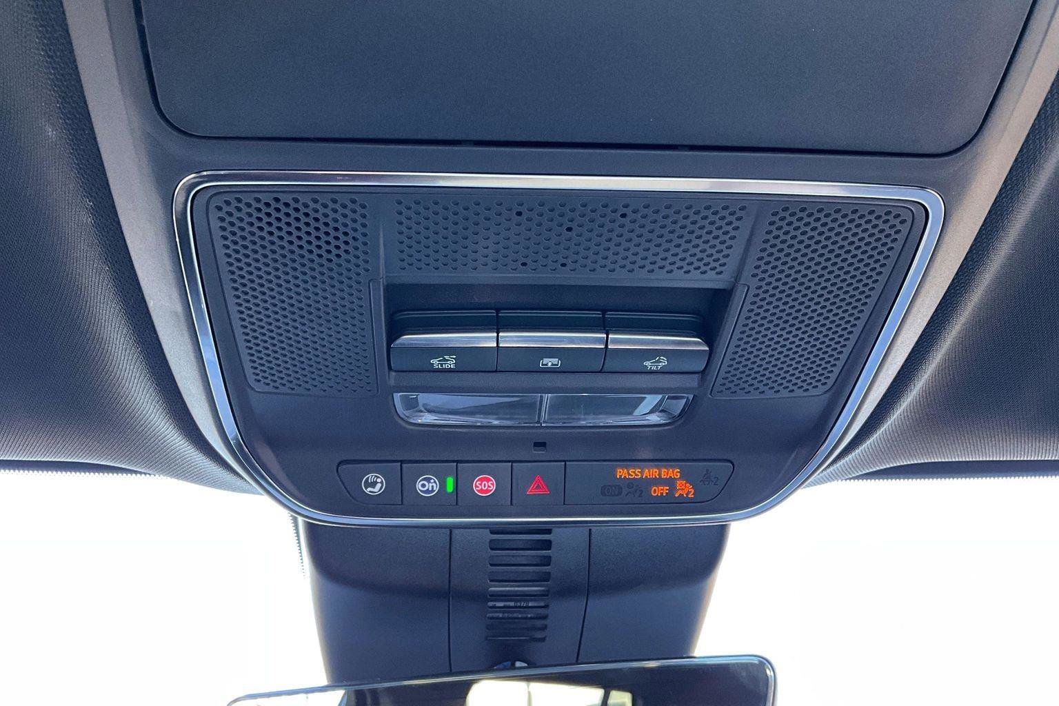 Used 2024 Chevrolet Traverse RS w/ LPO, Floor Liner Package image 40