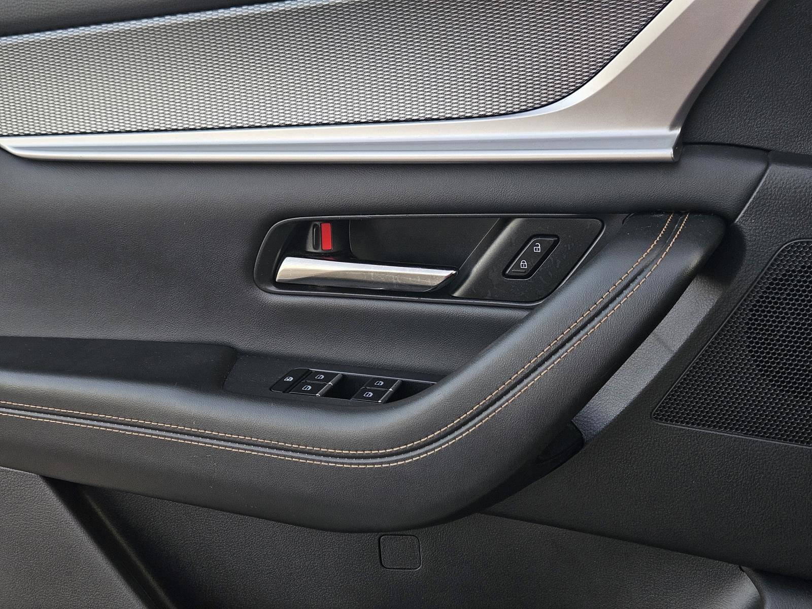 Used 2024 MAZDA CX-90 3.3 Turbo w/ Preferred Plus image 25