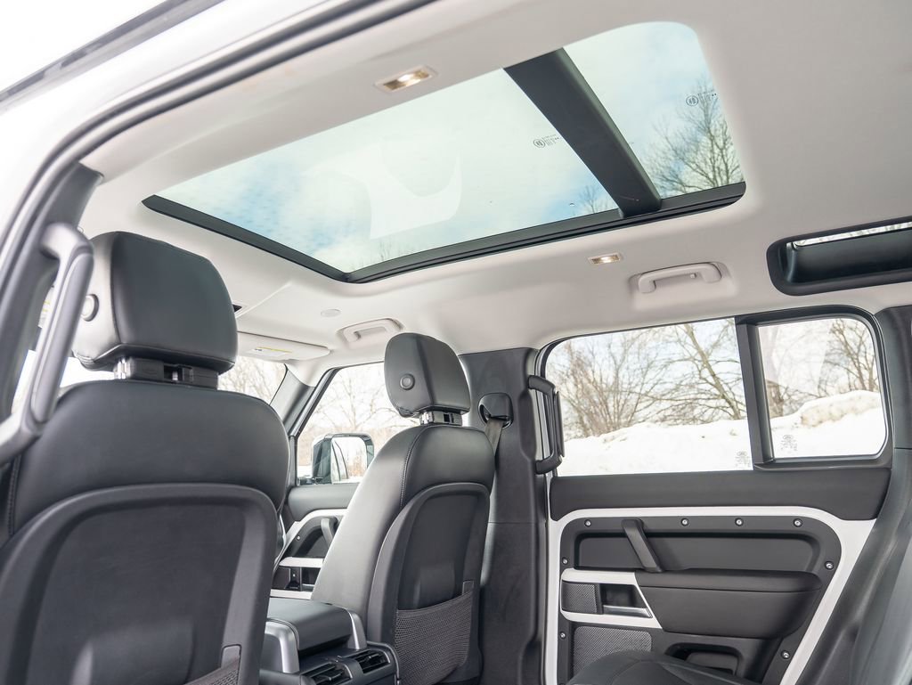 Certified 2024 Land Rover Defender 110 S image 35