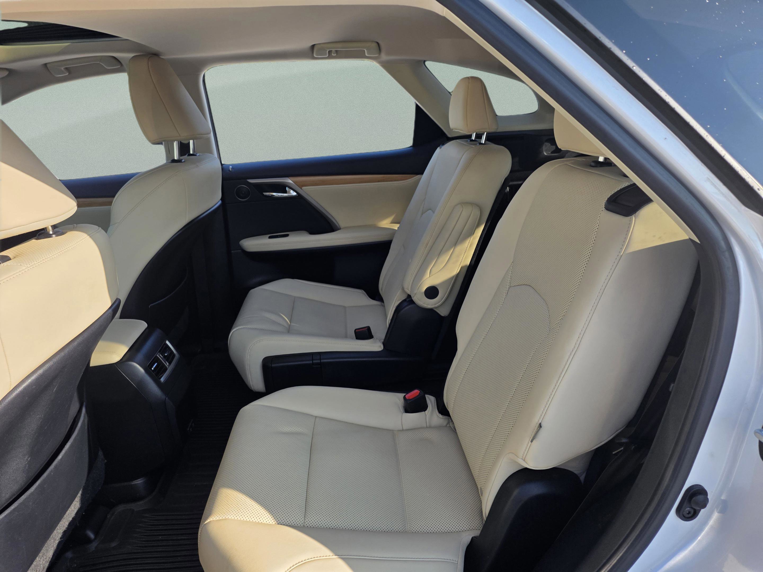 Used 2021 Lexus RX 450hL AWD w/ Premium Package image 21