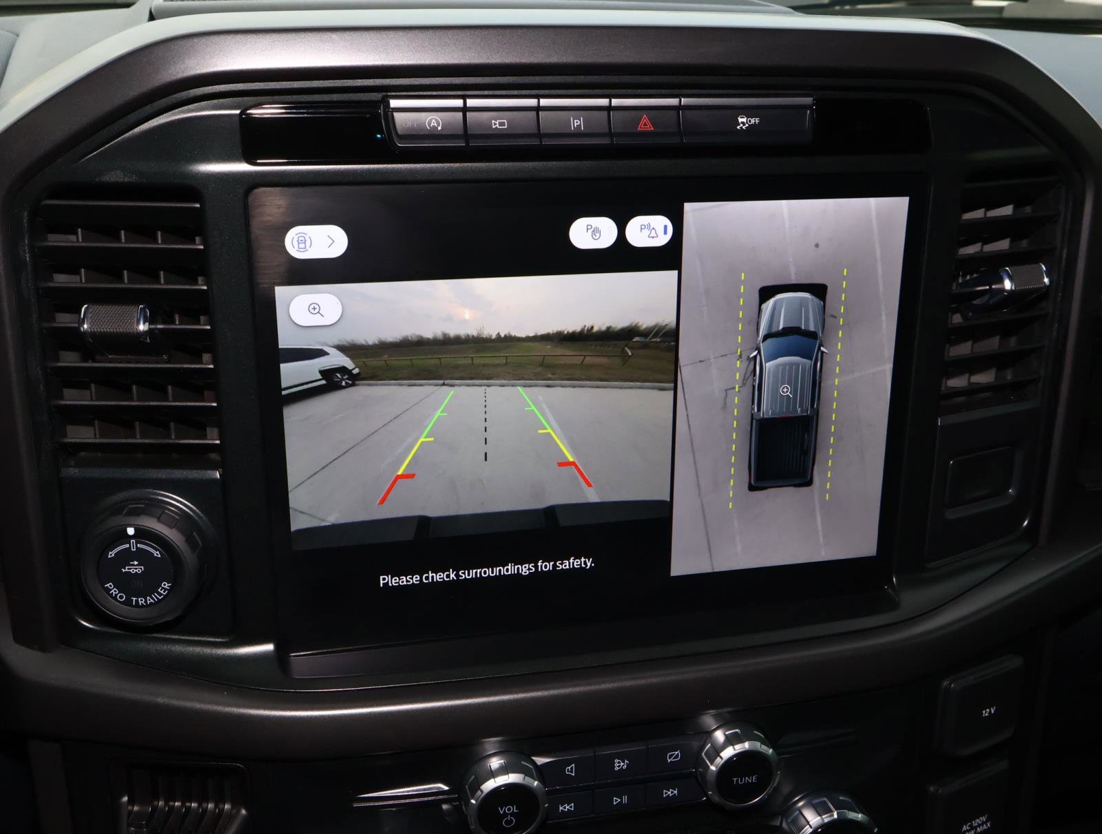 Used 2024 Ford F150 XLT w/ Equipment Group 302A MID image 31