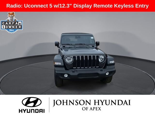 Used 2024 Jeep Wrangler Sport S image 3