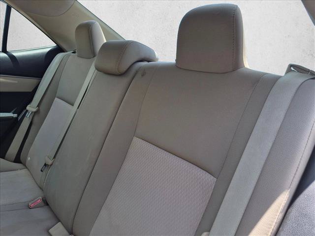 Used 2014 Toyota Corolla LE FWD image 13
