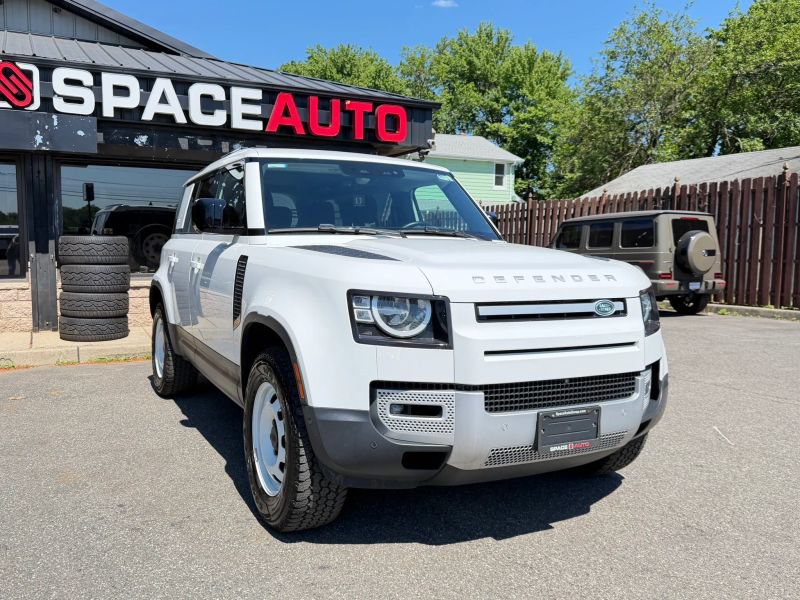 Used 2023 Land Rover Defender 110 AWD/4WD image 4