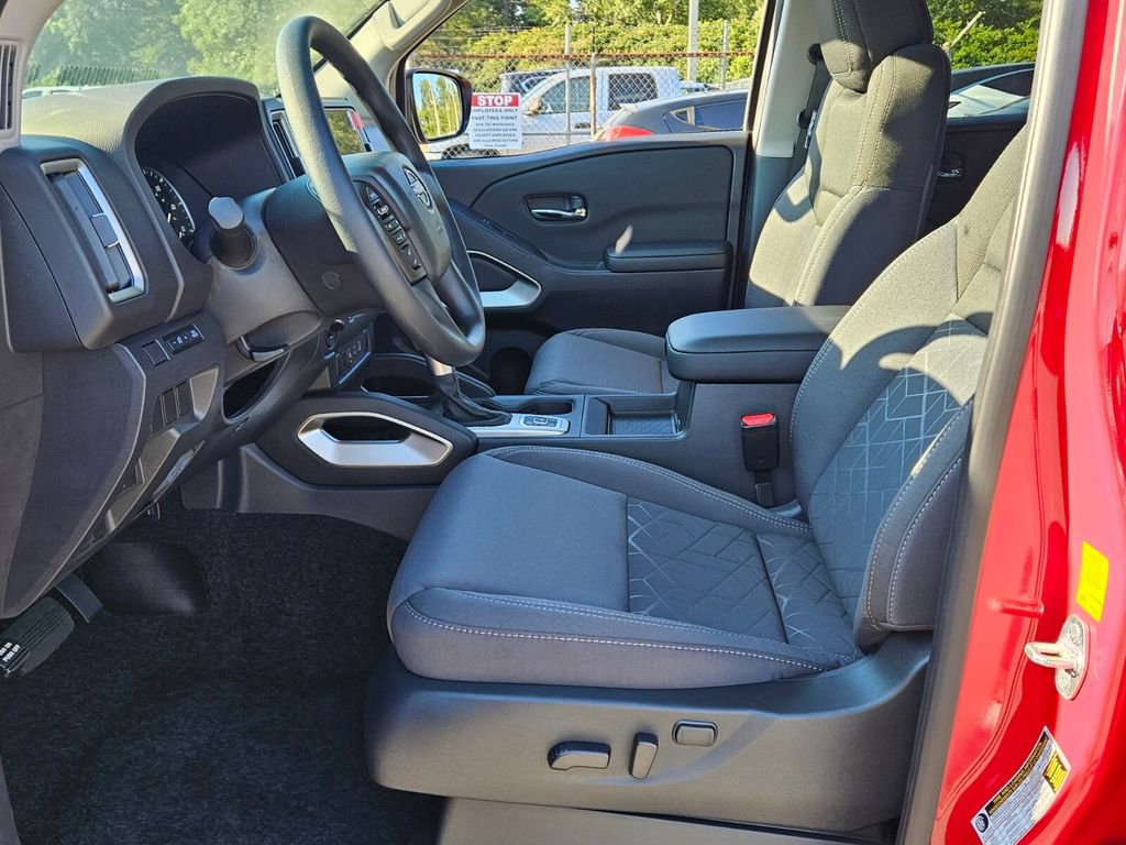 New 2026 Nissan Frontier SV w/ Tow Package image 3