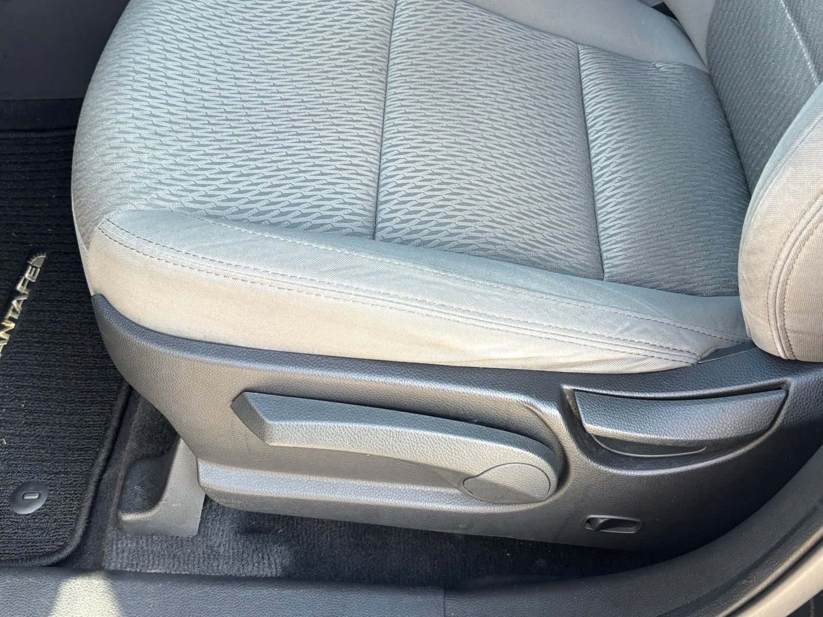 Used 2014 Hyundai Santa Fe Sport FWD image 15