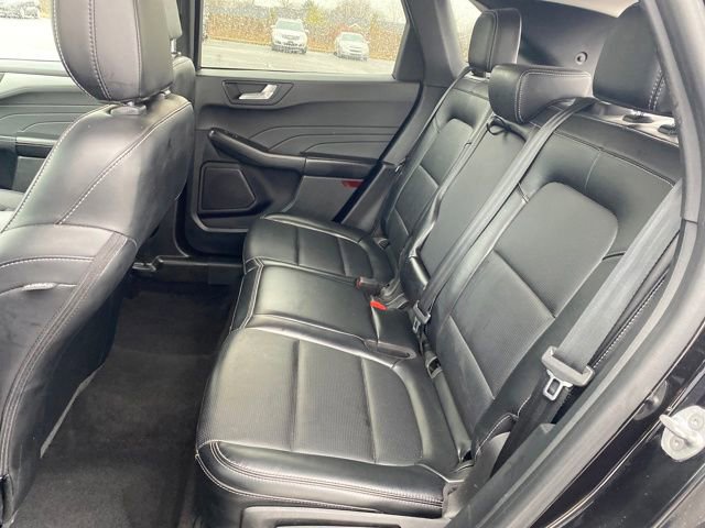 Used 2023 Ford Escape Platinum image 18