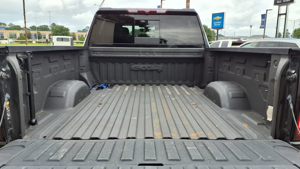 Used 2022 GMC Sierra 2500 AT4 w/ AT4 Preferred Package AWD/4WD image 7