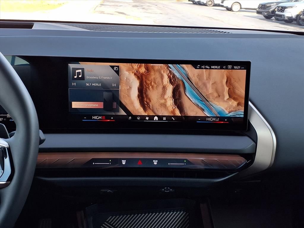 Used 2025 BMW X3 xDrive30i w/ Premium Package image 15