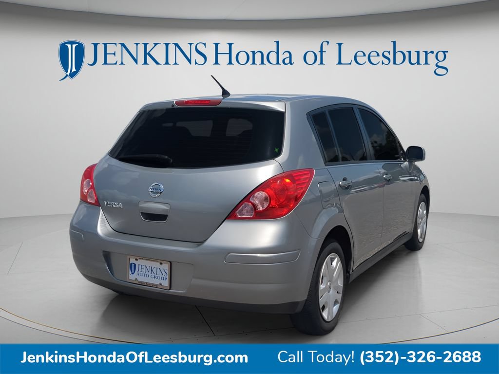 Used 2011 Nissan Versa 1.8 S FWD image 4