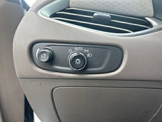 Used 2016 Chevrolet Malibu LS FWD image 13