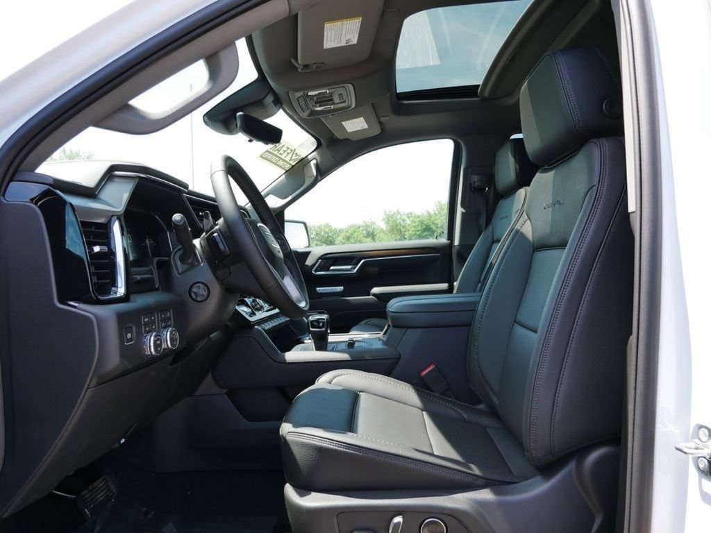 New 2026 GMC Sierra 1500 Denali w/ Denali Reserve Package AWD/4WD image 8