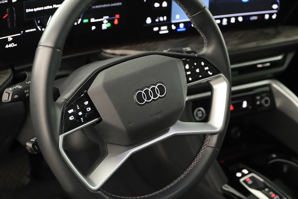 Certified 2025 Audi Q5 Prestige w/ 20" Wheel Package AWD/4WD image 16