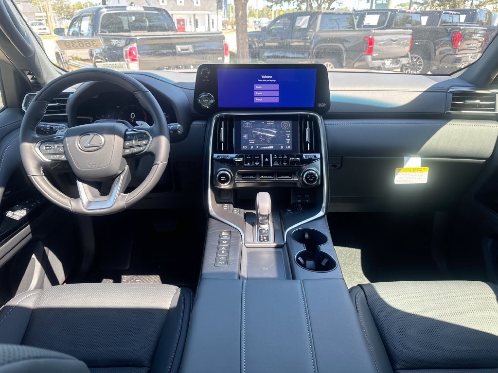 New 2026 Lexus LX 700h Luxury AWD/4WD image 24