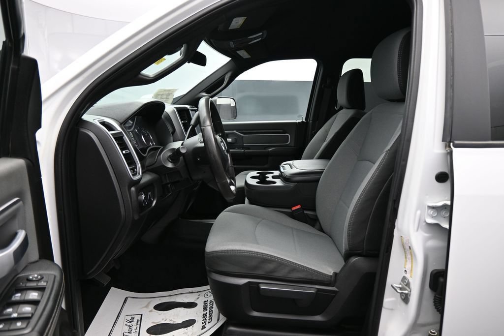 Used 2022 RAM 3500 Big Horn AWD/4WD image 9