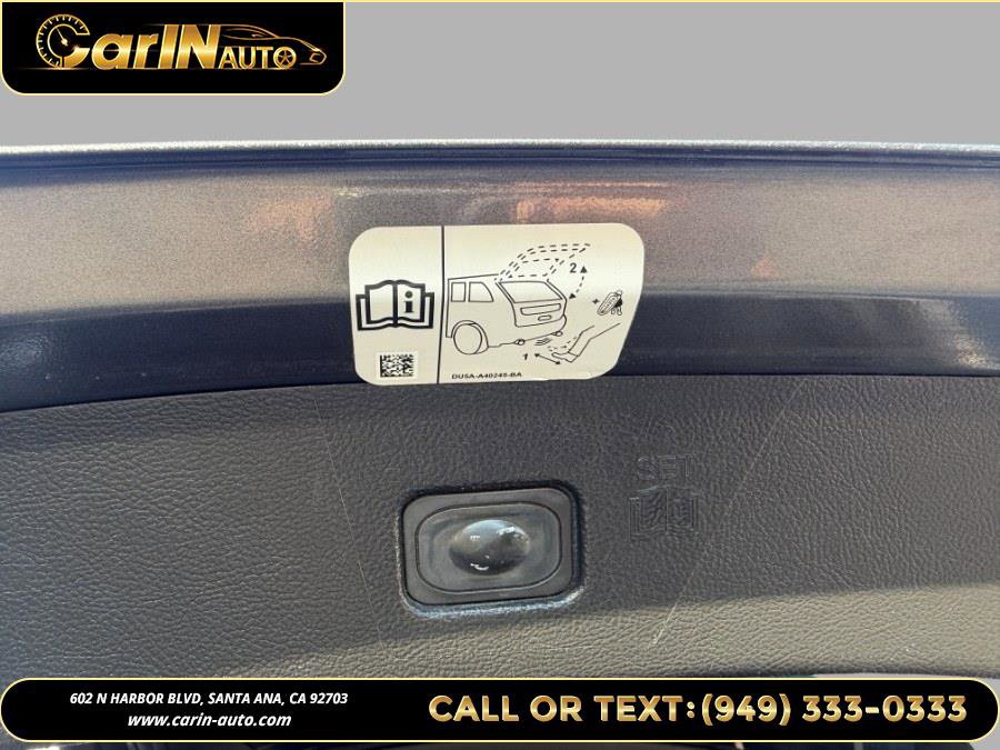 Used 2018 Ford Edge Titanium image 22