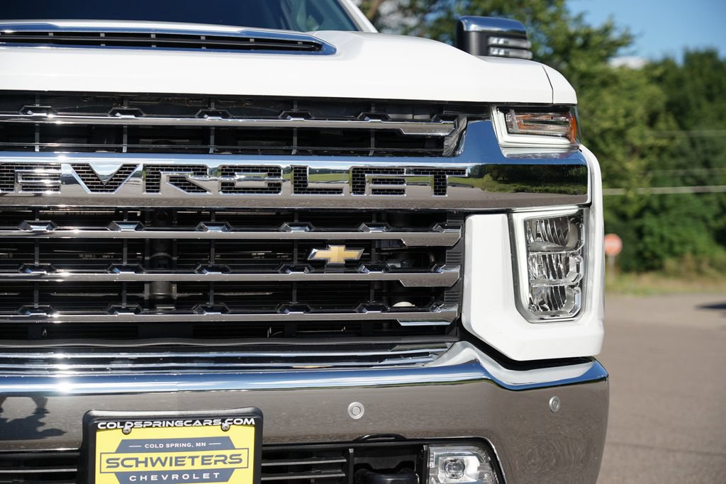 Used 2022 Chevrolet Silverado 2500 LTZ w/ Safety Package AWD/4WD image 8