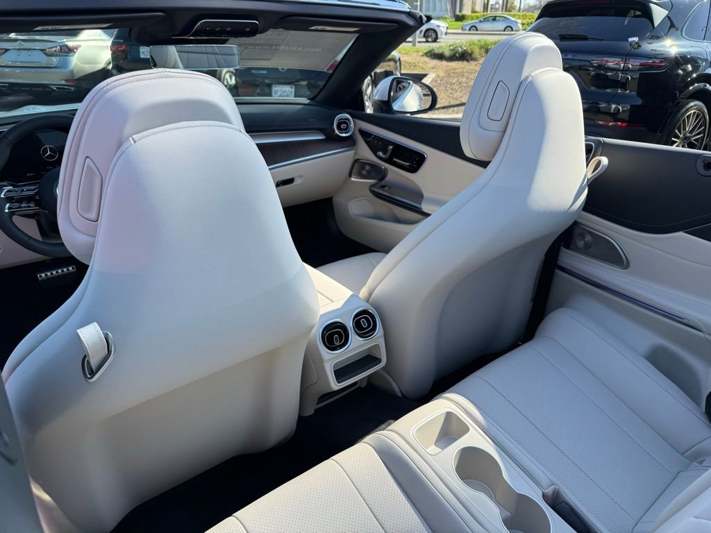 New 2026 Mercedes-Benz CLE 450 4MATIC Cabriolet image 24