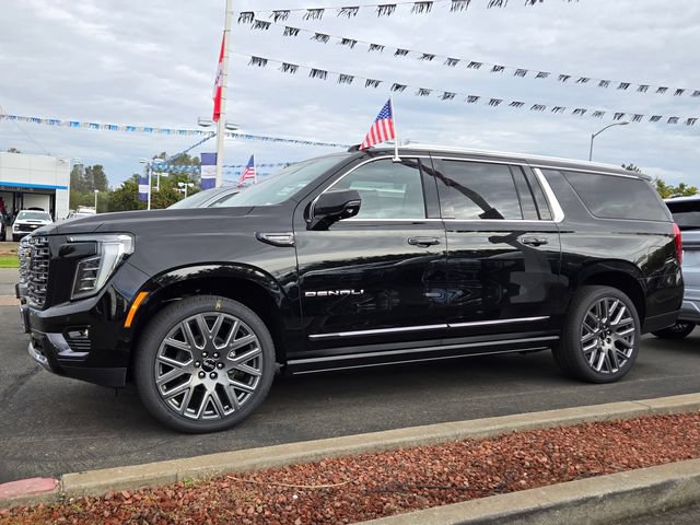 New 2026 GMC Yukon XL Denali Ultimate AWD/4WD image 3