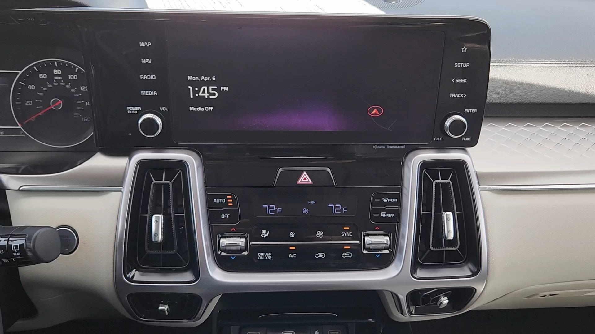 Used 2023 Kia Sorento EX image 14