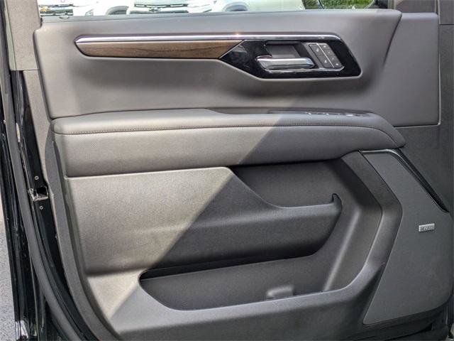 New 2026 Chevrolet Tahoe High Country image 12