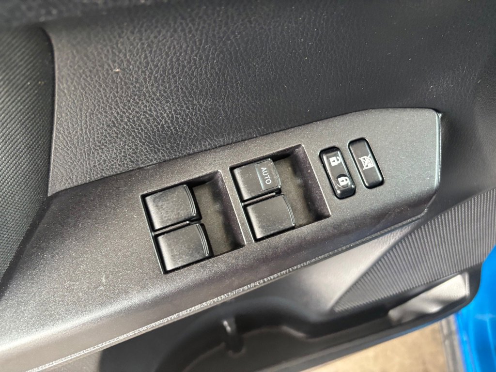 Used 2018 Toyota RAV4 LE w/ All Weather Liner Package image 22