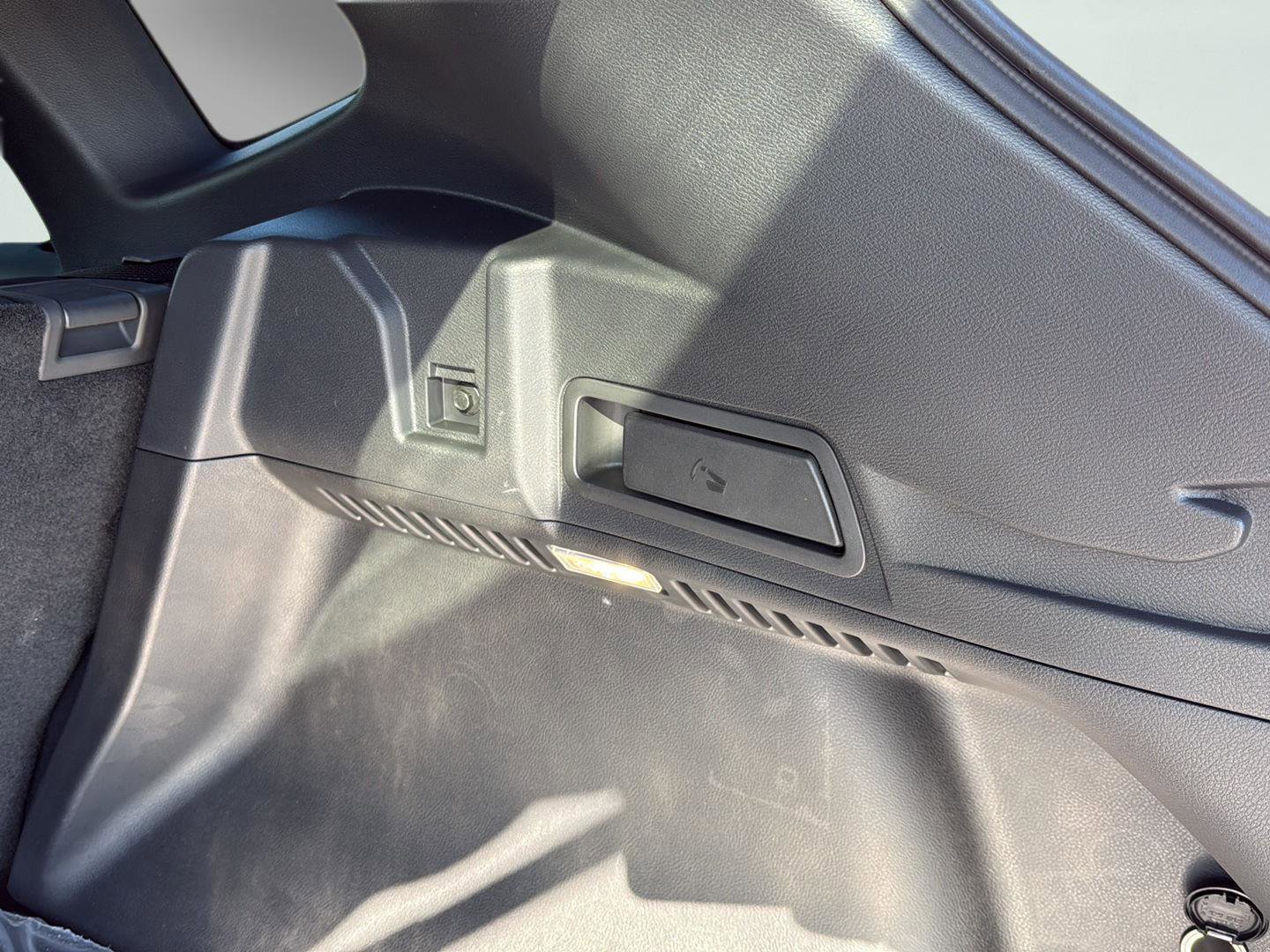 Used 2025 Nissan Murano SL AWD/4WD image 19