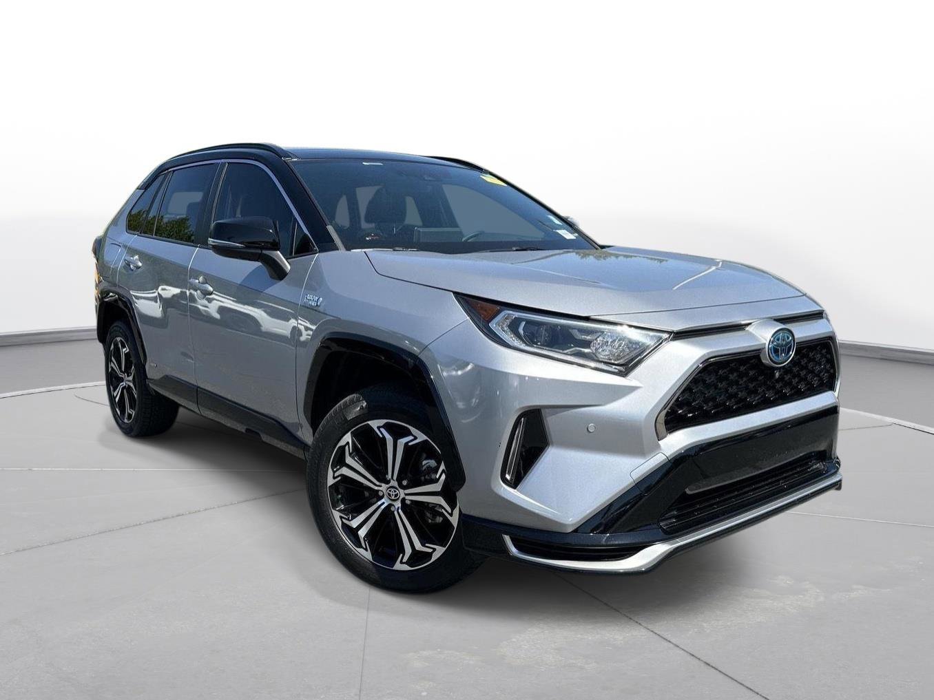 Certified 2021 Toyota RAV4 XSE w/ Premium Package image 4