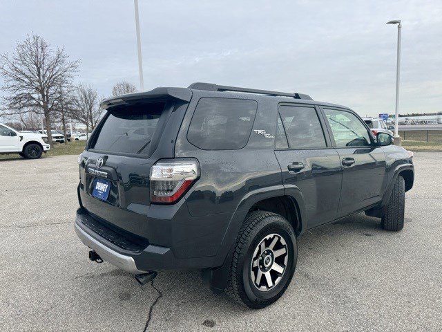 Used 2024 Toyota 4Runner TRD Off-Road Premium image 9