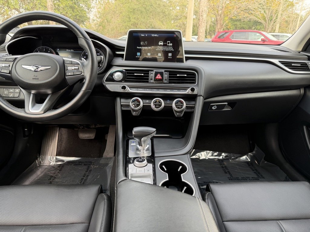 Used 2021 Genesis G70 2.0T image 13