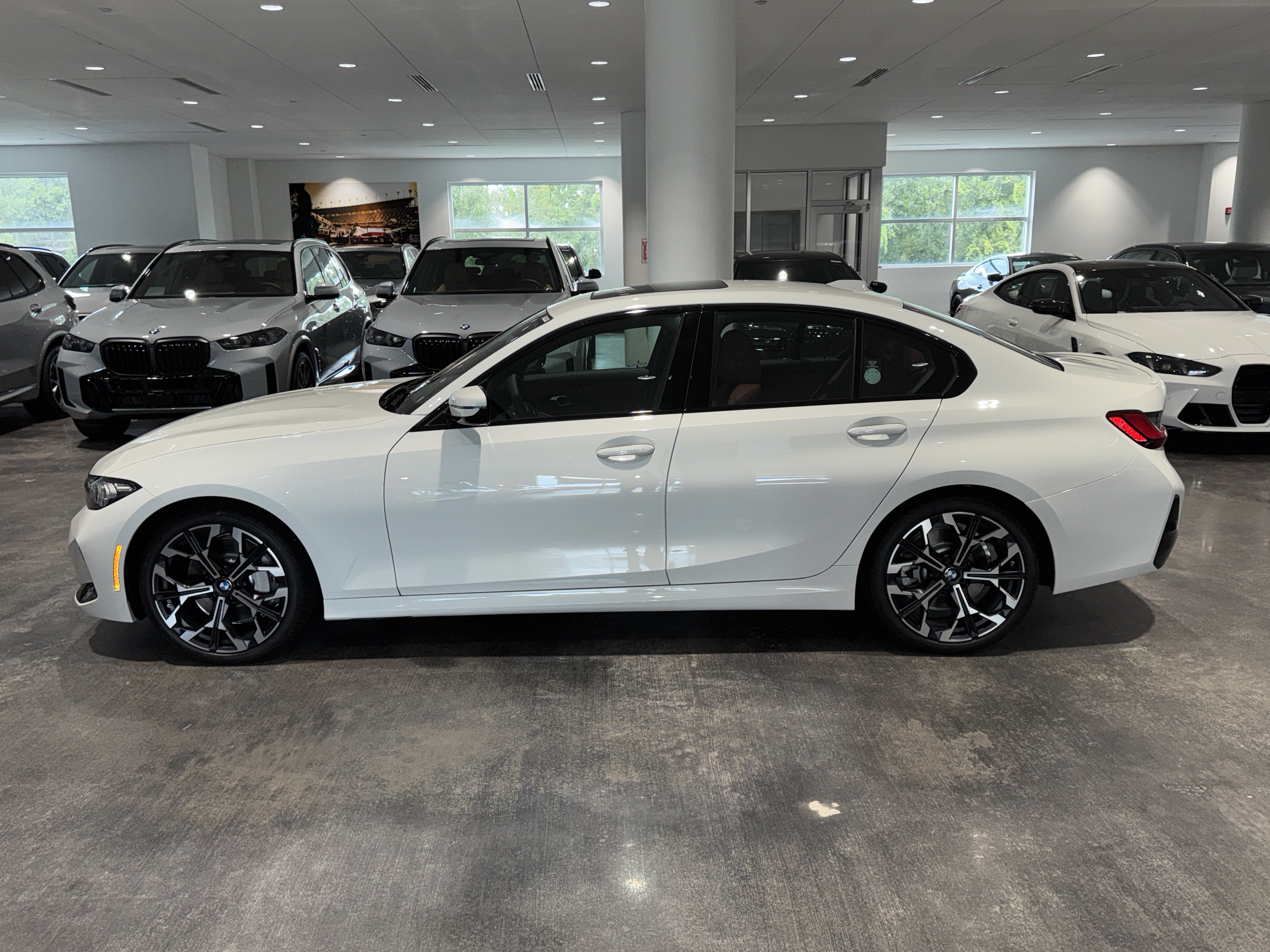 New 2026 BMW 330i Sedan RWD image 4