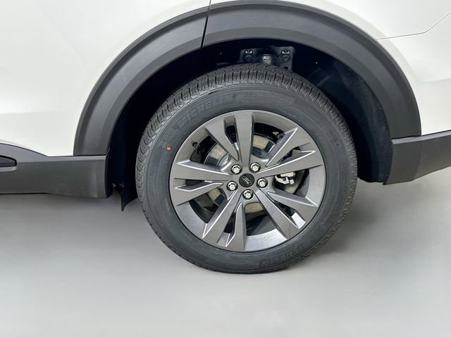 New 2026 Ford Explorer Active image 32