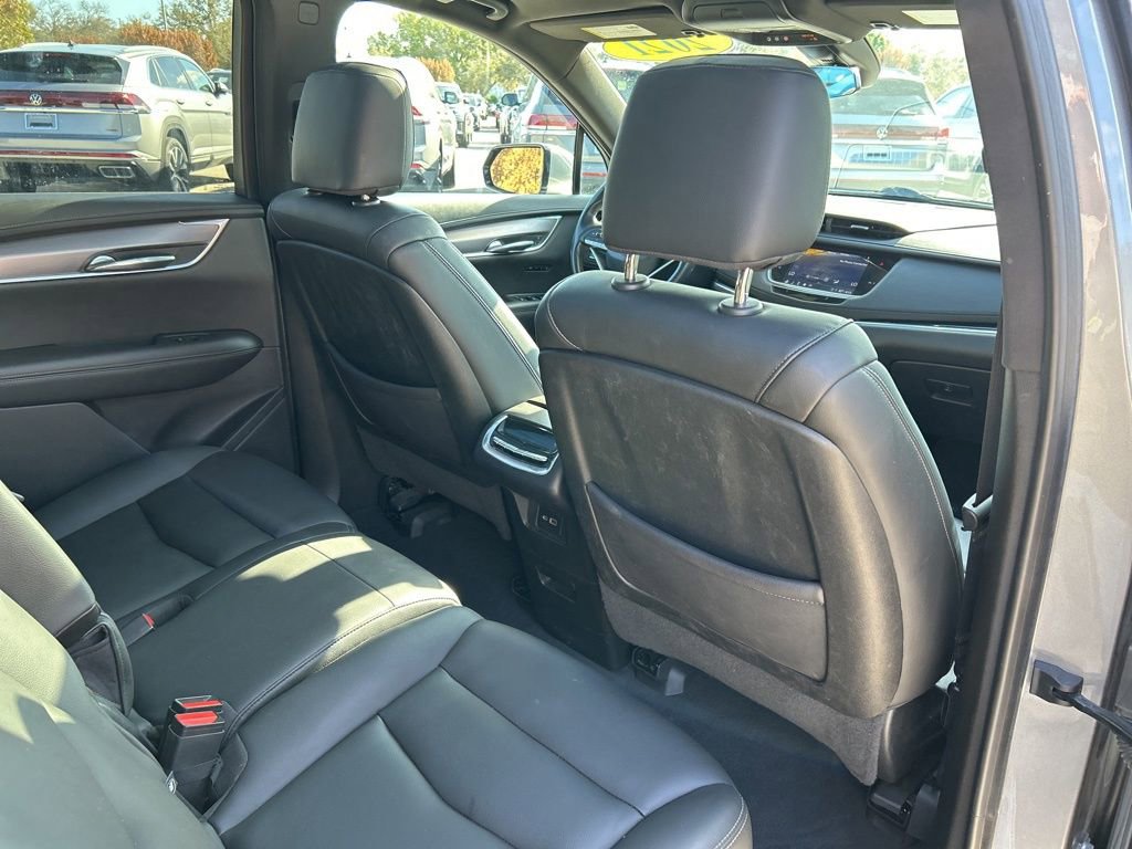 Used 2021 Cadillac XT6 Luxury FWD image 45