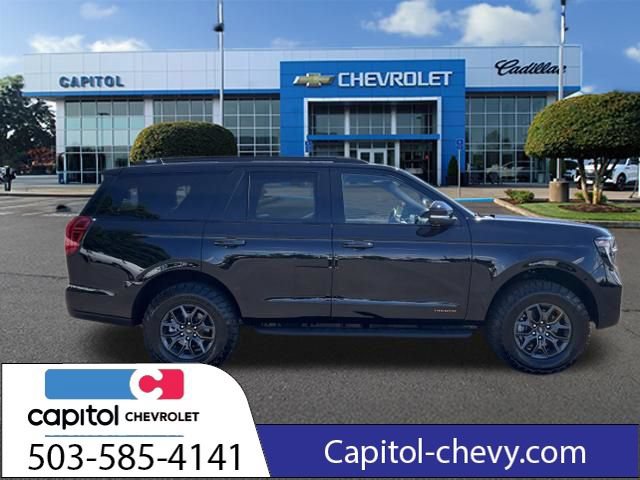 Used 2025 Ford Expedition Tremor AWD/4WD image 10